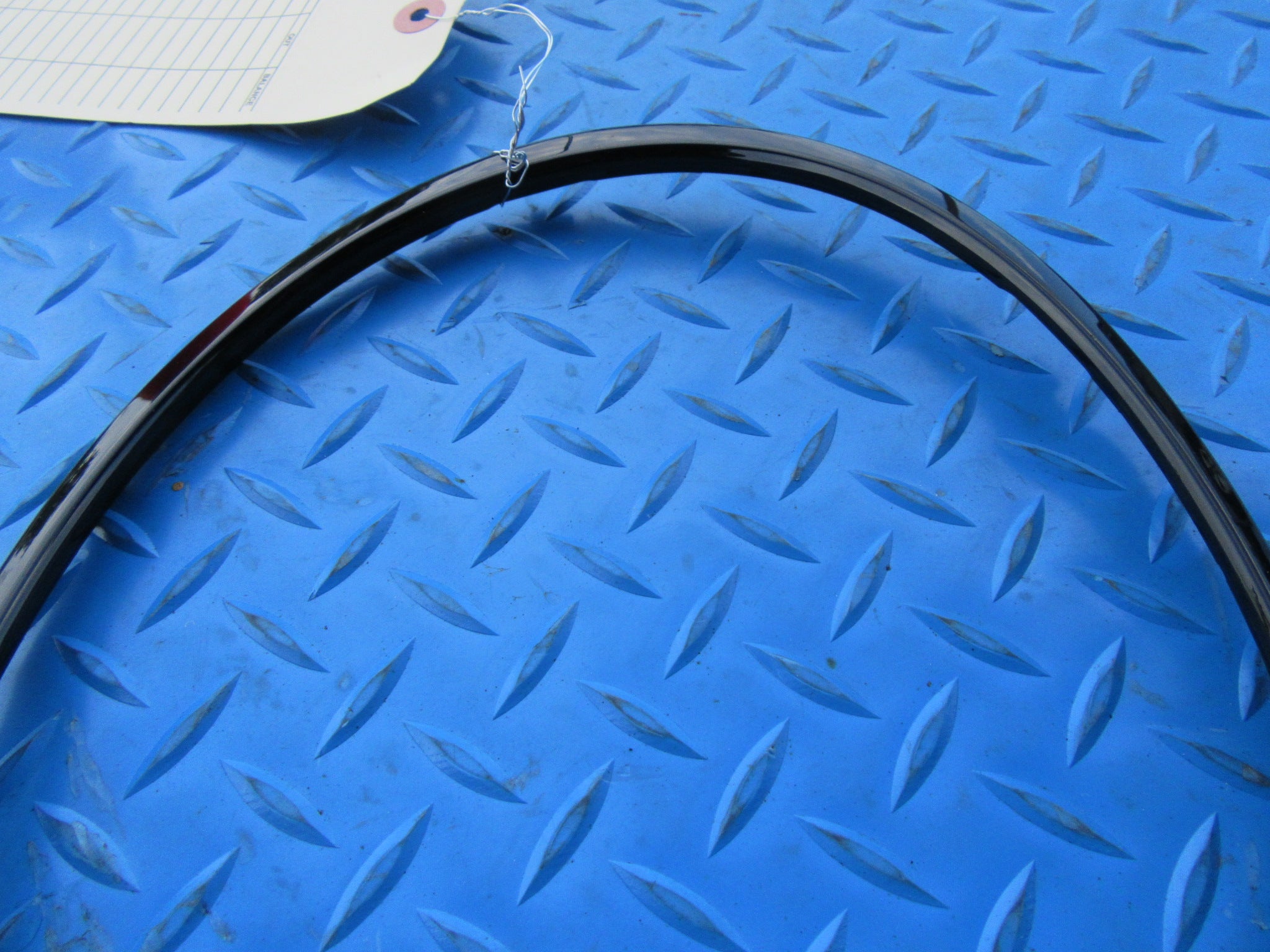 Bentley Continental Flying Spur left inner headlight ring black #4014