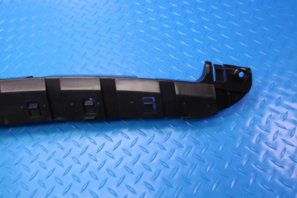 Bentley Continental Flying Spur rear bumper center bracket #12709