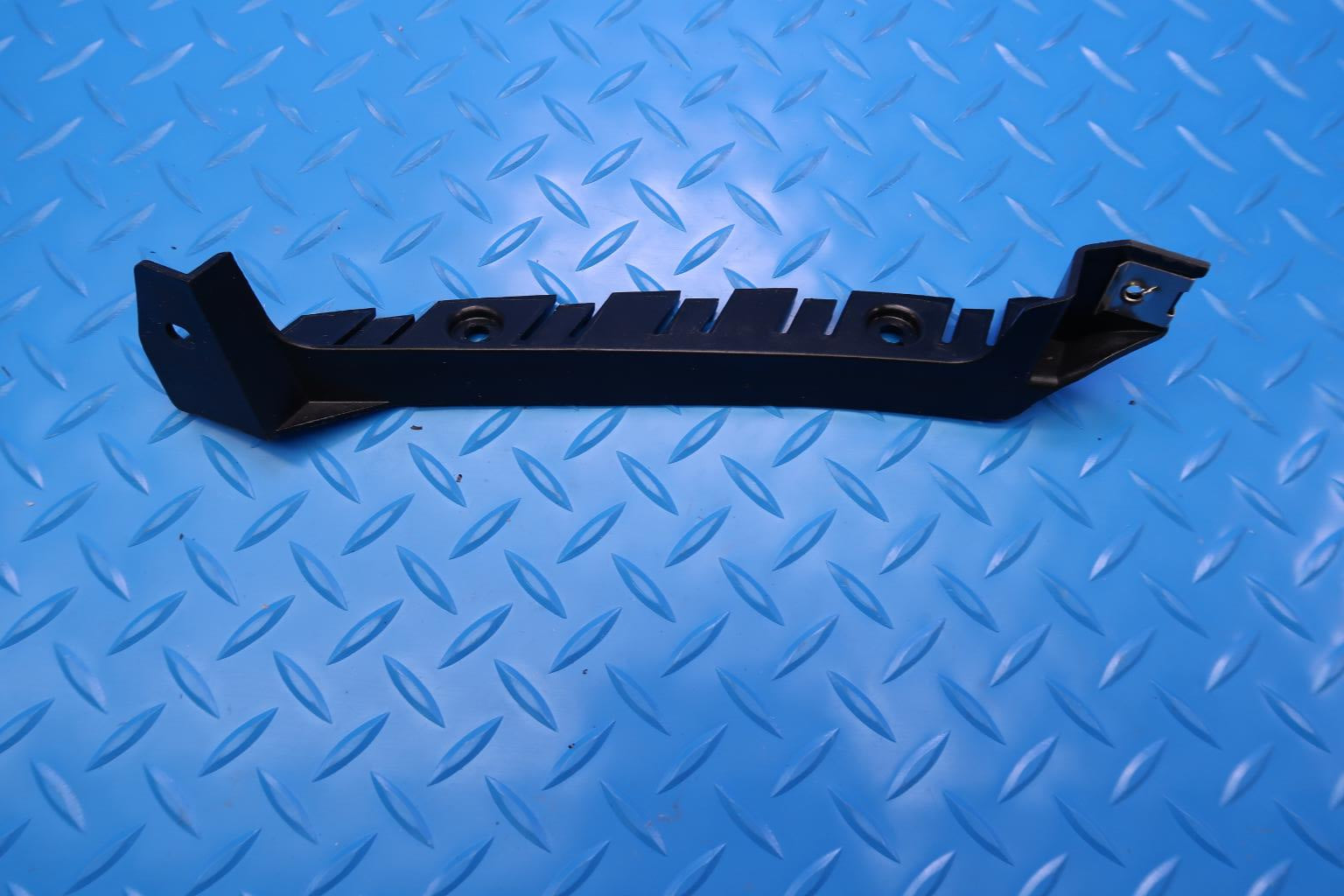 Bentley Continental GT GTC front bumper right bracket #12718