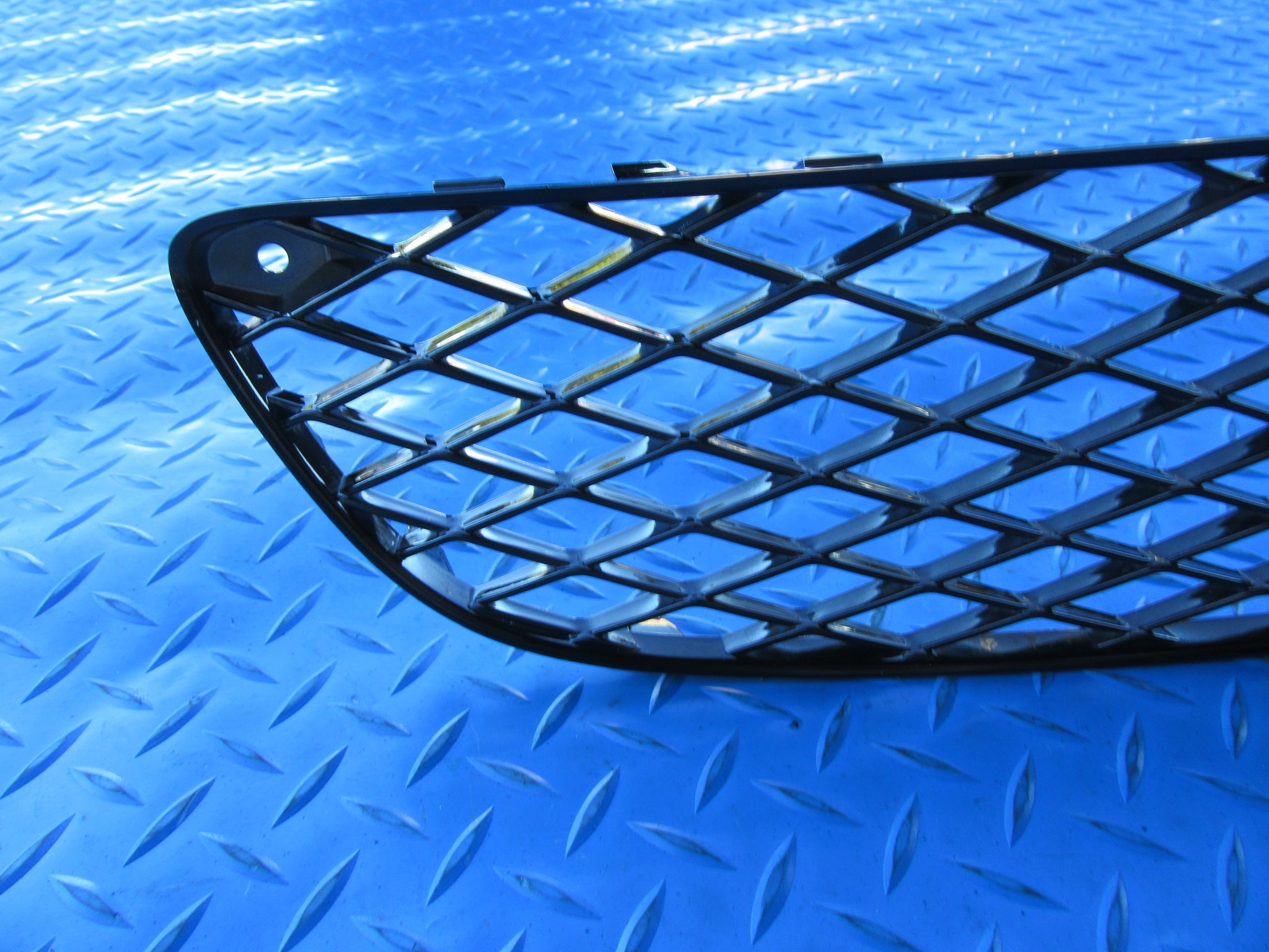 Bentley Supersports front bumper center Black grille New OEM #4030