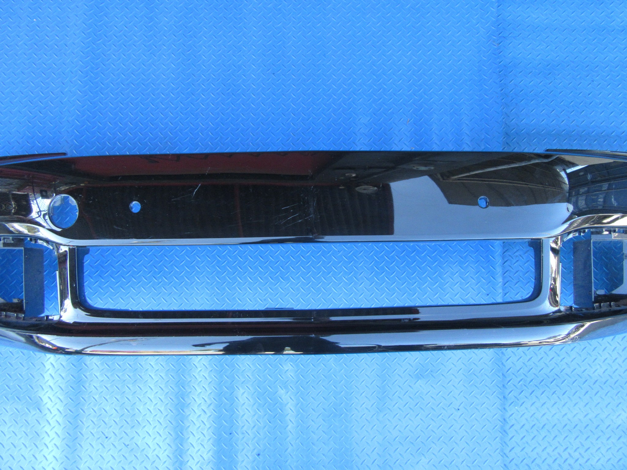Bentley Mulsanne front bumper cover #4032