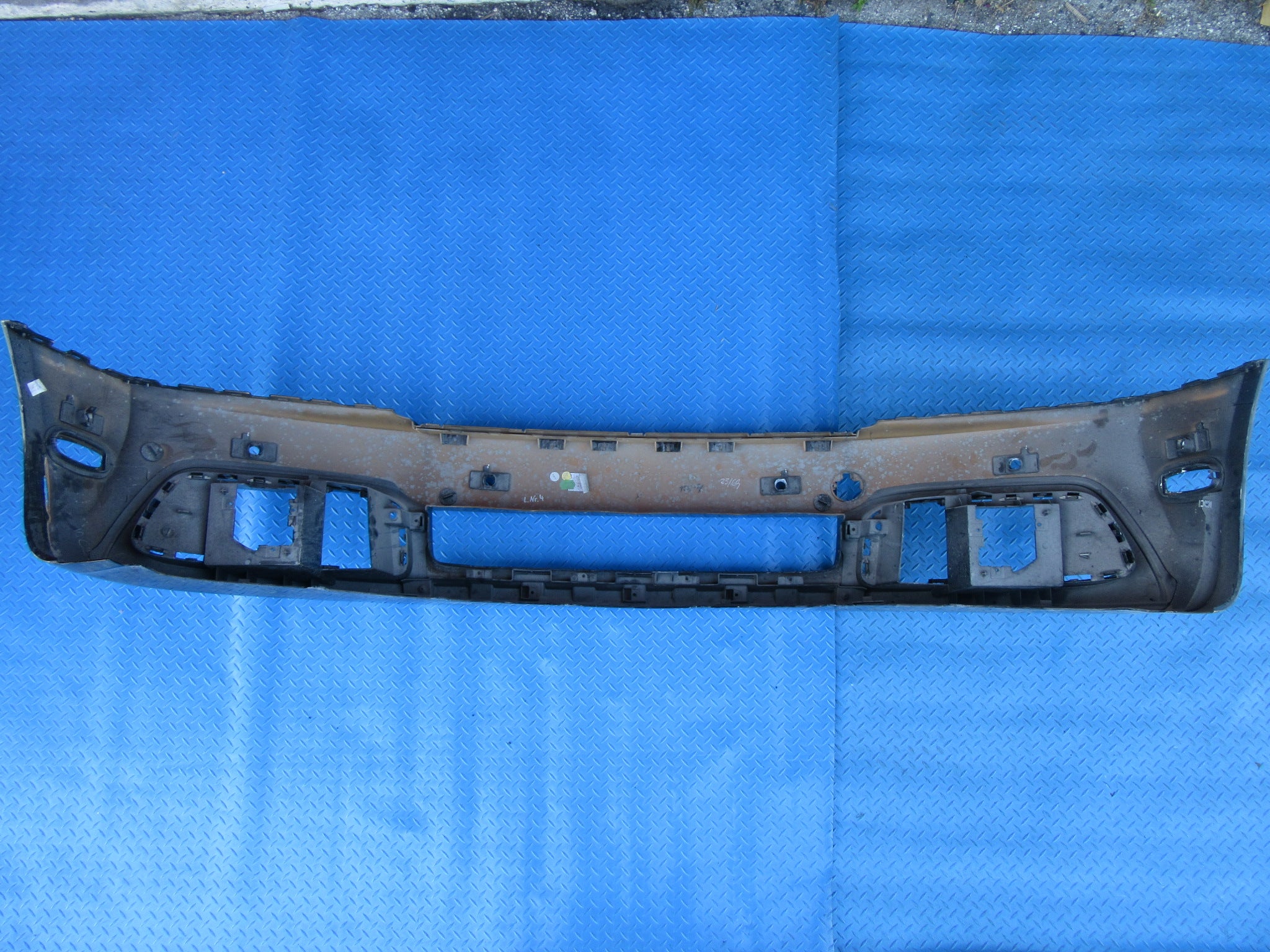 Bentley Mulsanne front bumper cover #4032