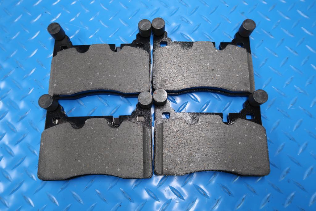 Aston Martin Db11 Vantage front rear brake pads and rotors TopEuro #12308