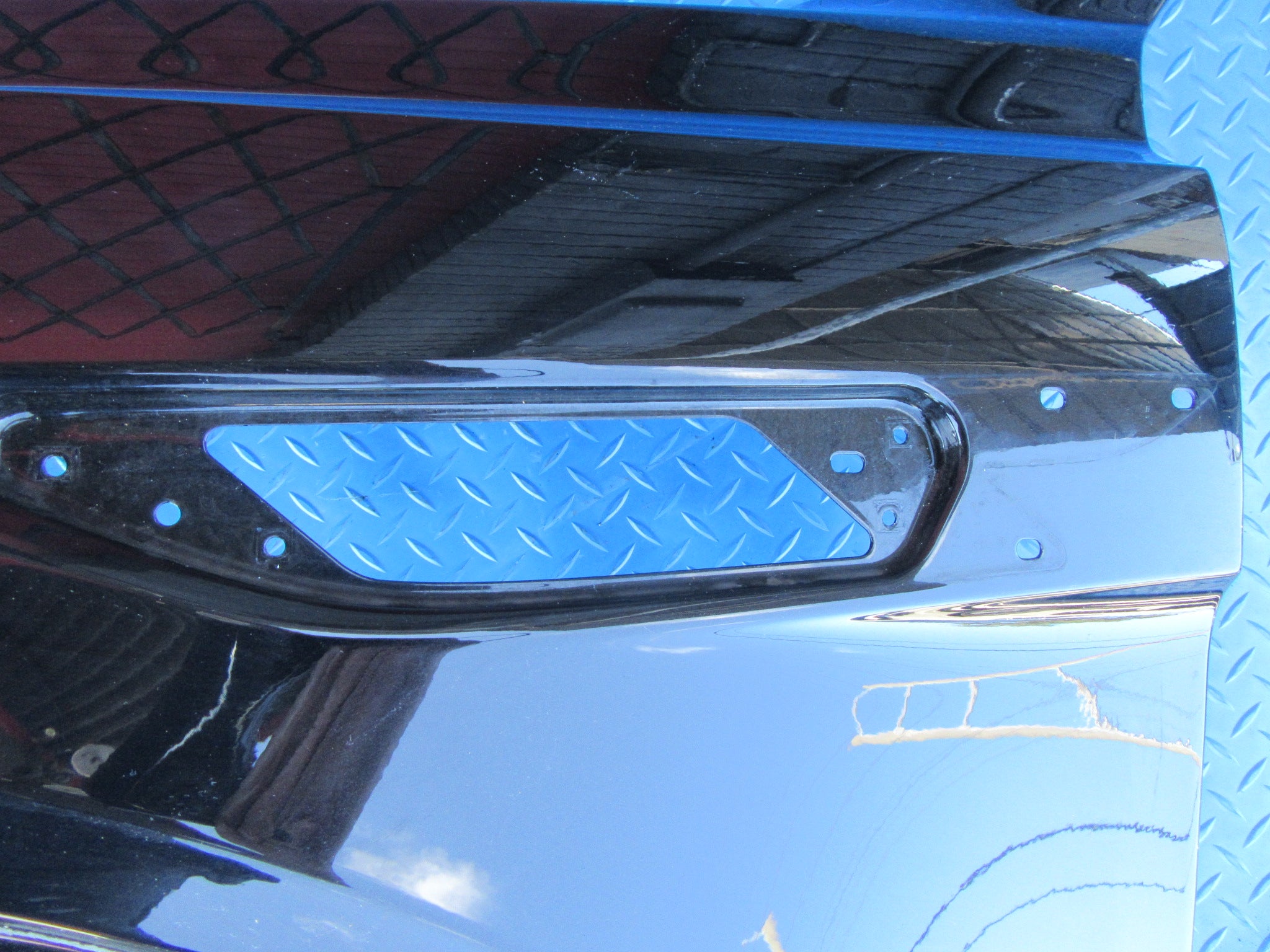 Bentley Bentayga left fender #4021