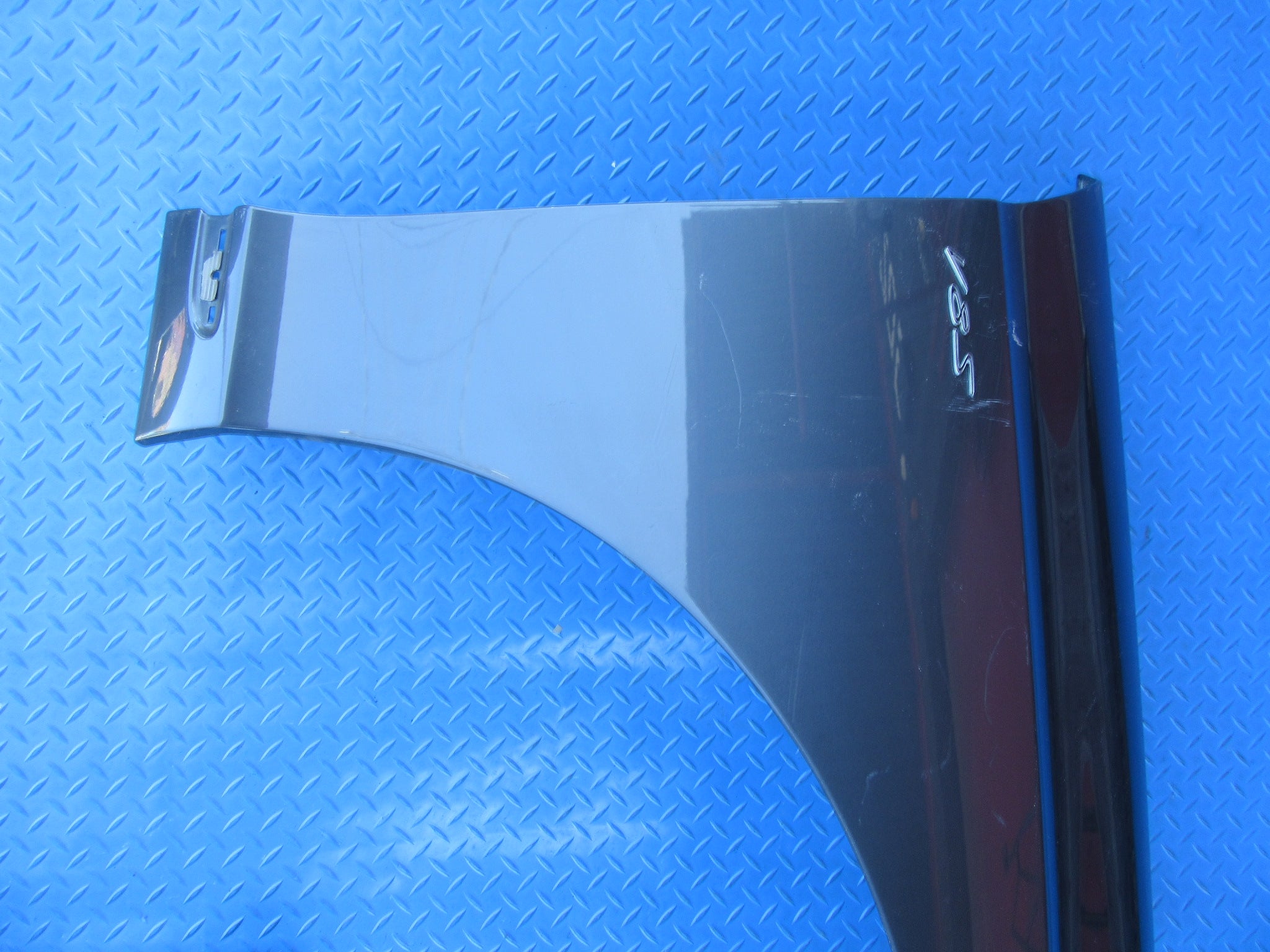 Bentley Continental GT GTC V8 right fender #4034