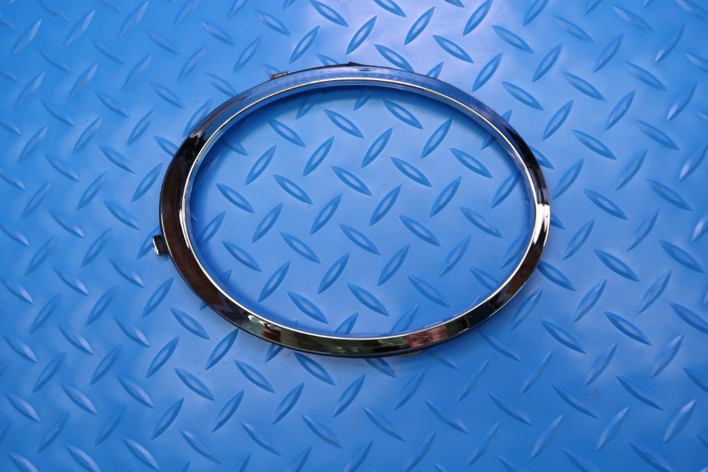 Bentley Flying Spur left chrome outer headlight ring #12768