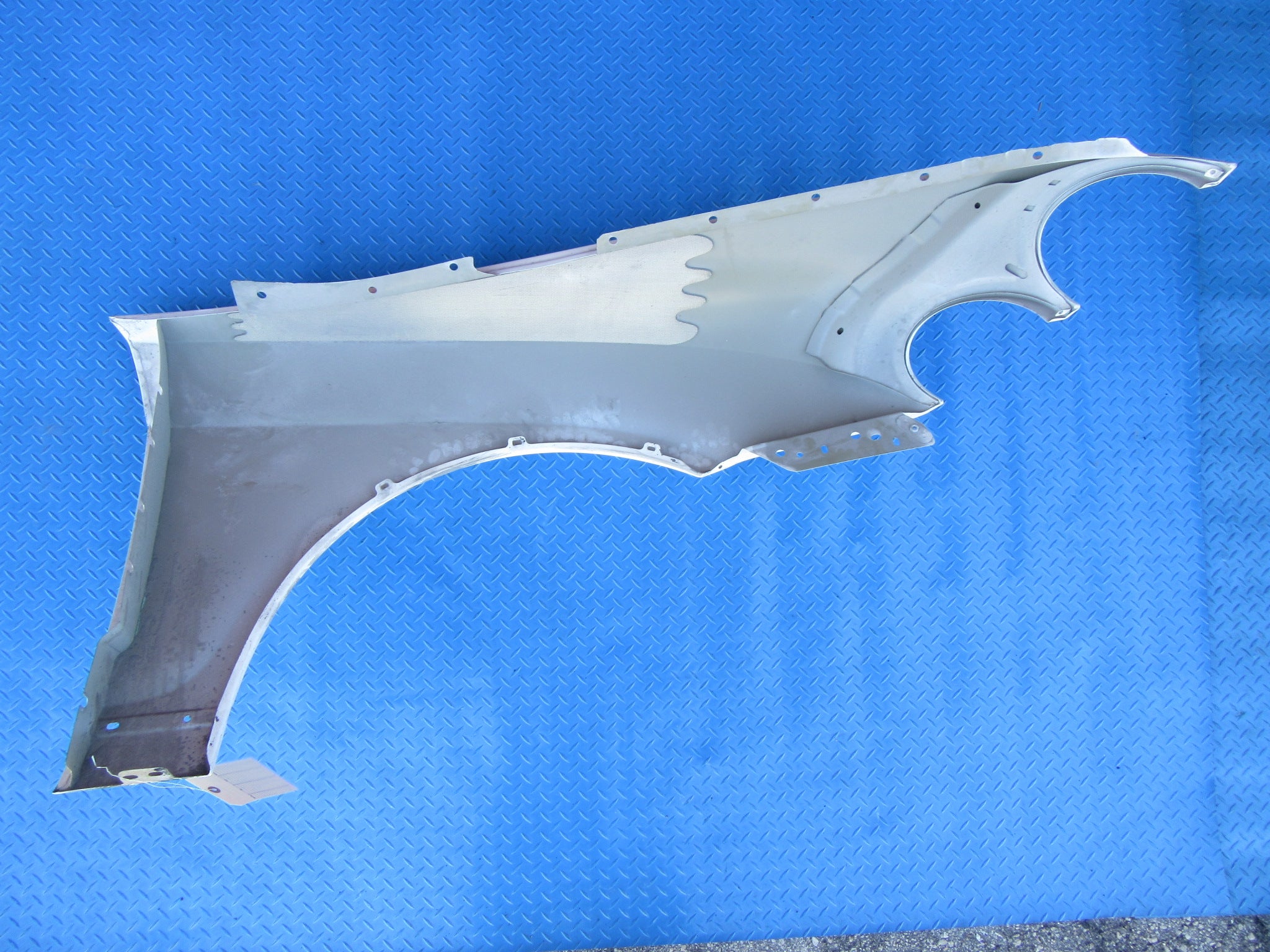 Bentley Continental Flying Spur GT GTC left fender #4037