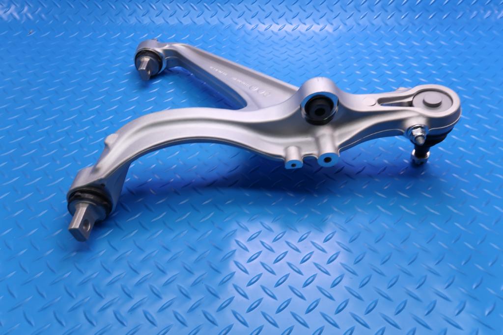 Lamborghini Huracan right front lower control arm #12734