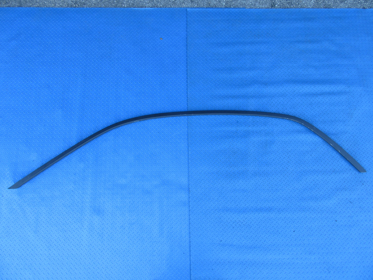 Rolls Royce Ghost left roof frame side trim #4050