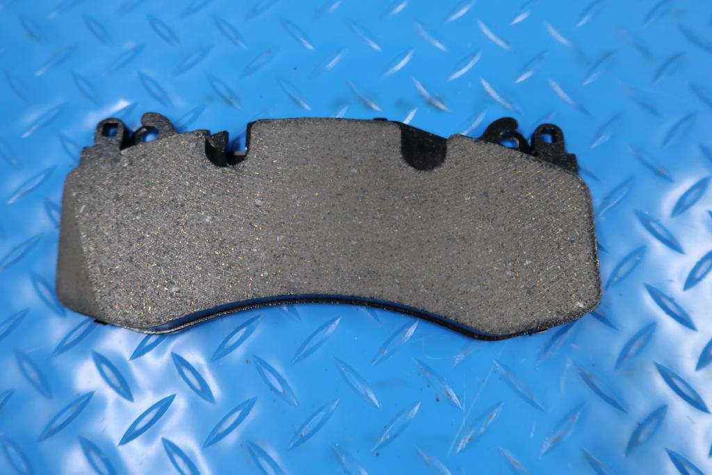 Maserati Ghibli Trofeo 3.8 front rear brake pads & dimpled rotors TopEuro #12028