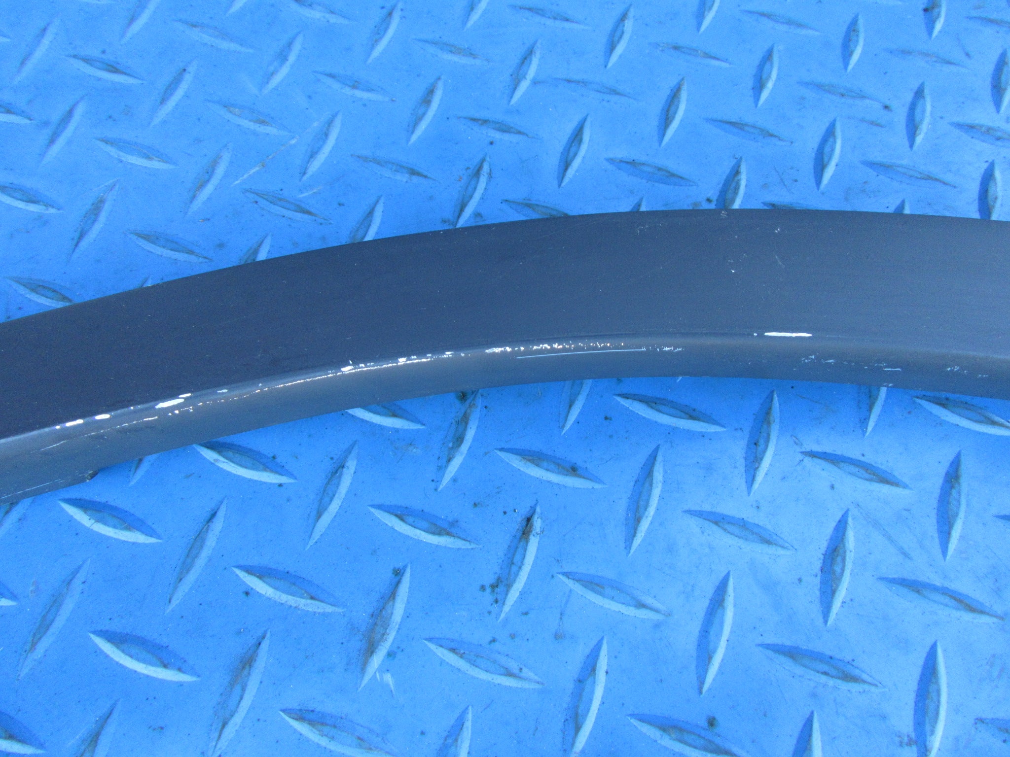 Rolls Royce Ghost left roof frame side trim #4050