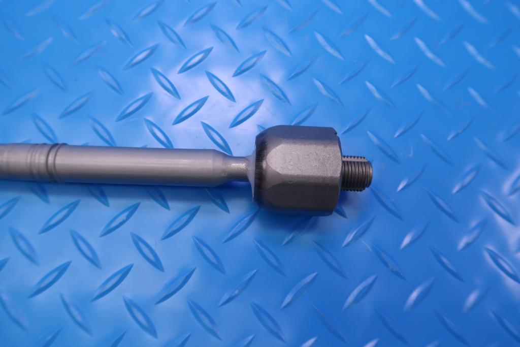 Bentley Bentayga right inner & outer tie rod end #12740