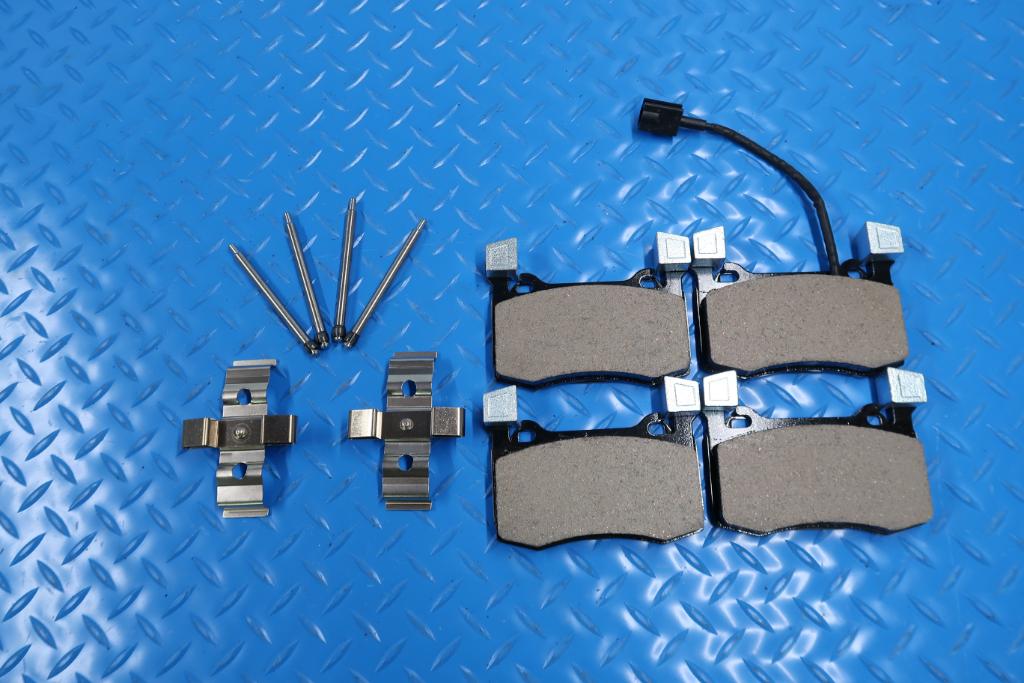 Maserati Ghibli Trofeo 3.8 front & rear brake pads TopEuro #12212