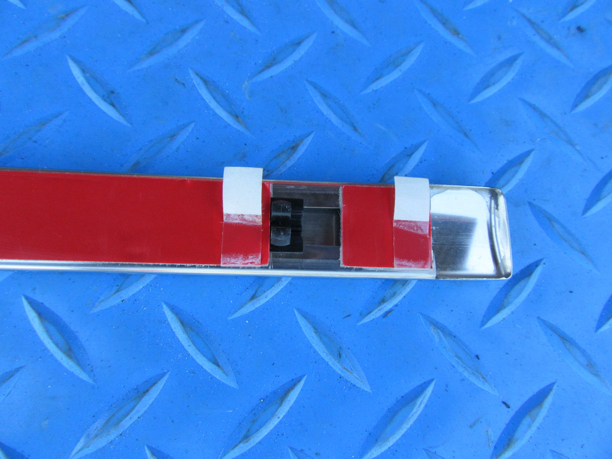Bentley Continental Flying Spur front right door lower trim NEW OEM #4055