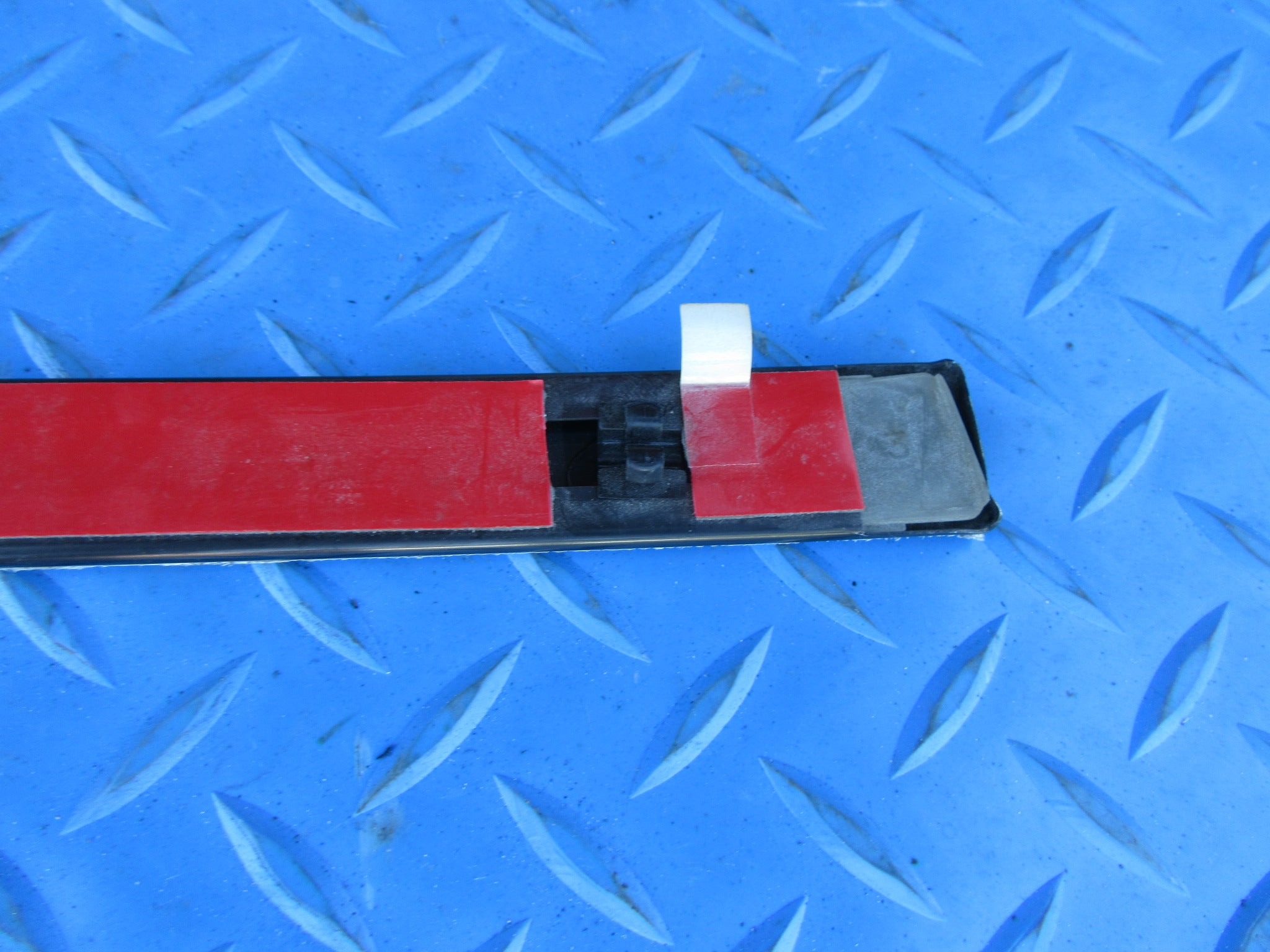 Bentley Continental GT GTC Supersports right door lower black trim NEW OEM #4054