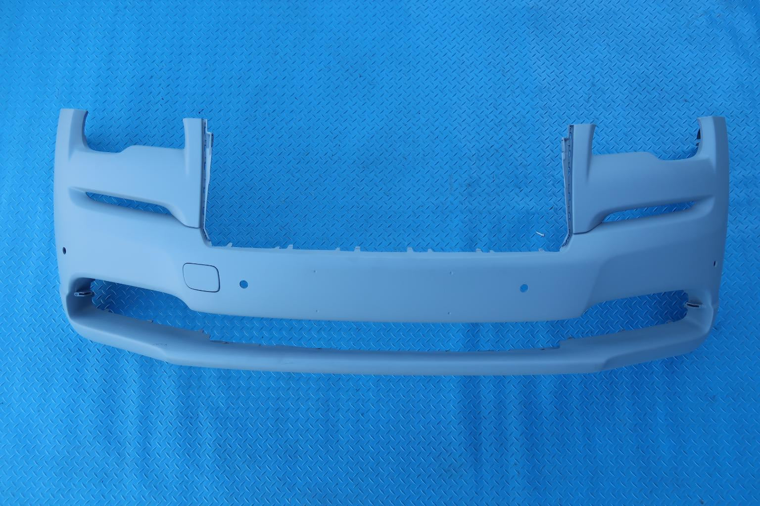 Rolls Royce Wraith Dawn front bumper cover #12743