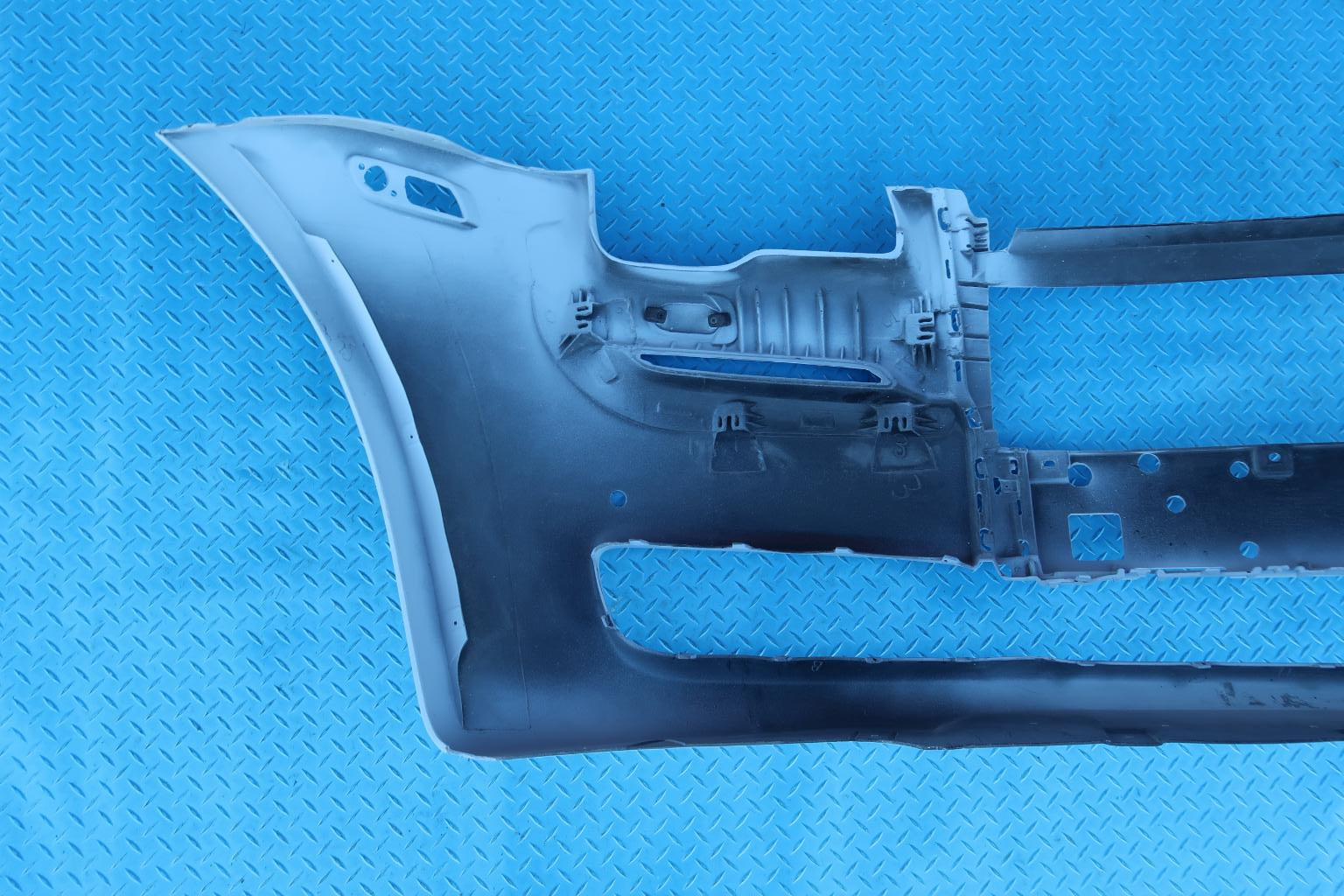 Rolls Royce Ghost front bumper cover #12744