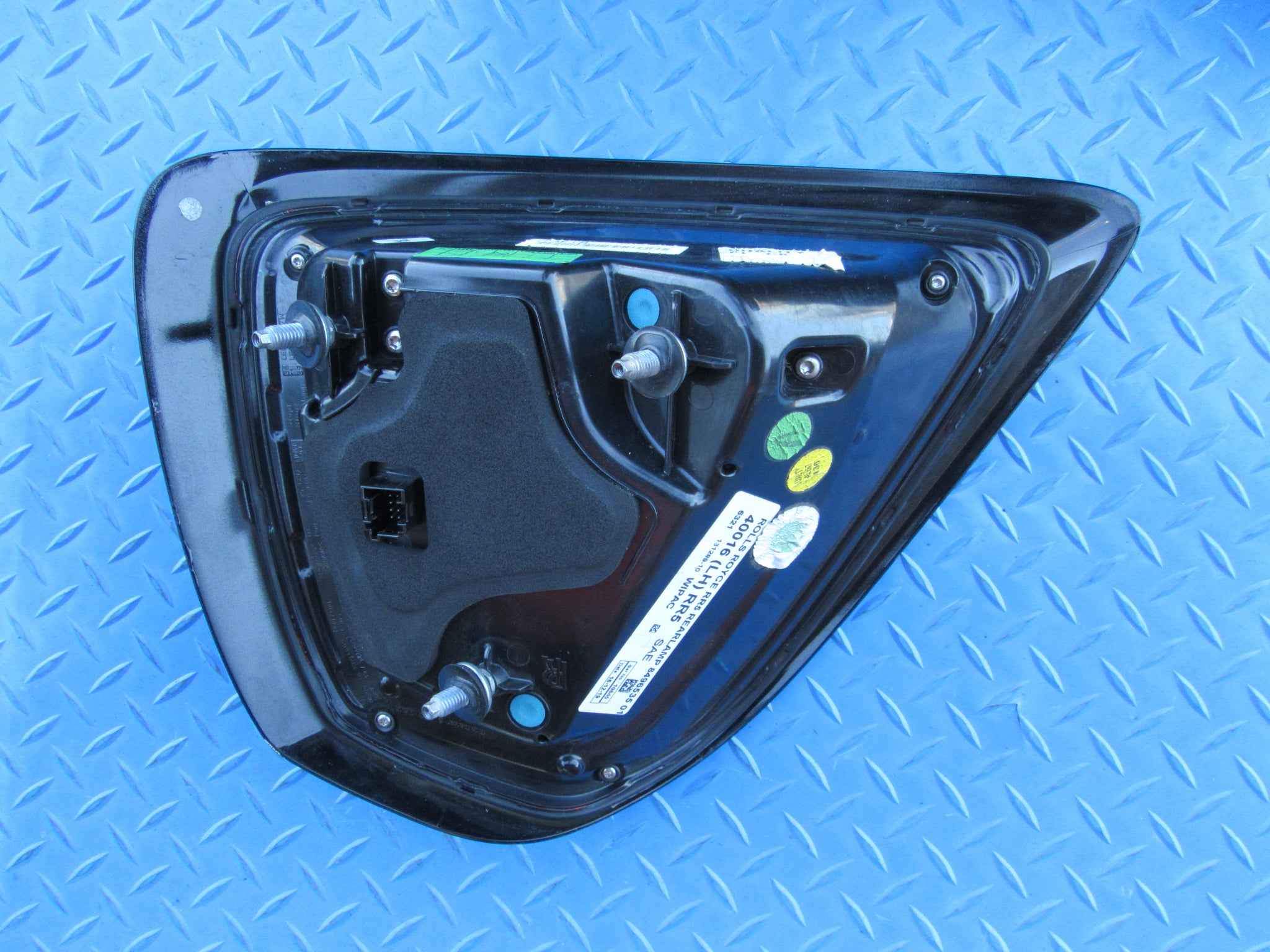 Rolls Royce Wraith Dawn left tail light Black Pack US #4065
