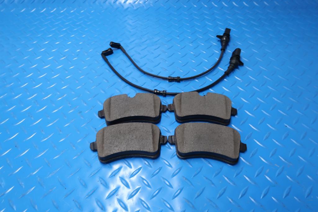 Replacement rear brake pads for Audi Rs5 #12245