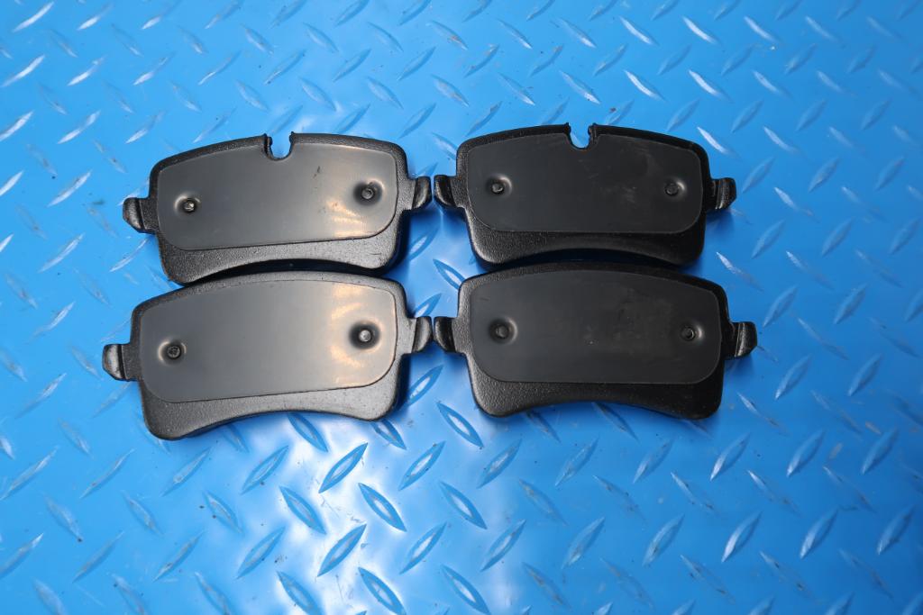 Replacement rear brake pads for Audi Rs5 #12245