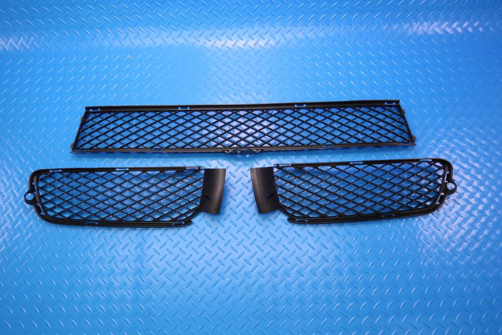 Rolls Royce Wraith Dawn front bumper grilles 3 pcs #12746