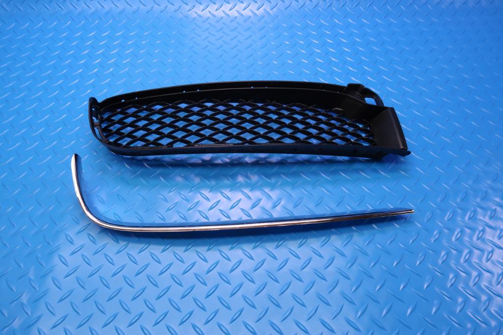 Rolls Royce Ghost Lci front bumper right grill + chrome trim #12689
