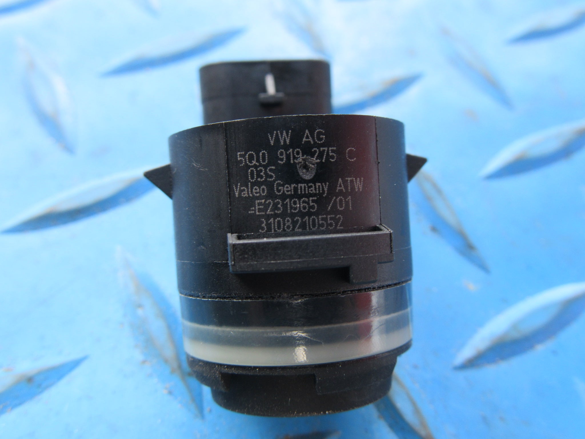 Bentley Bentayga front bumper grille pdc sensor #4069