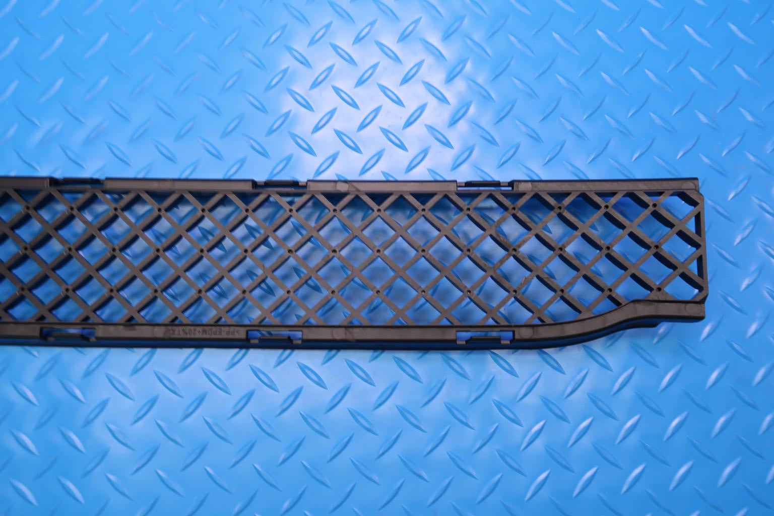 Rolls Royce Ghost front bumper center grill #12752