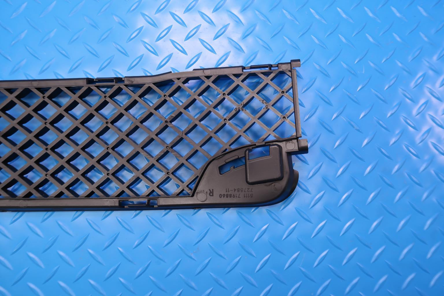 Rolls Royce Ghost right front bumper grill #12753