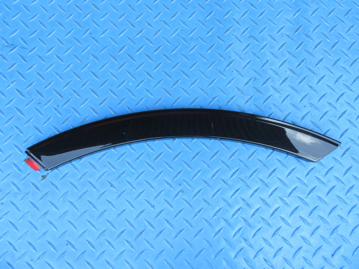 Bentley Bentayga left rear wheel arch trim #4077
