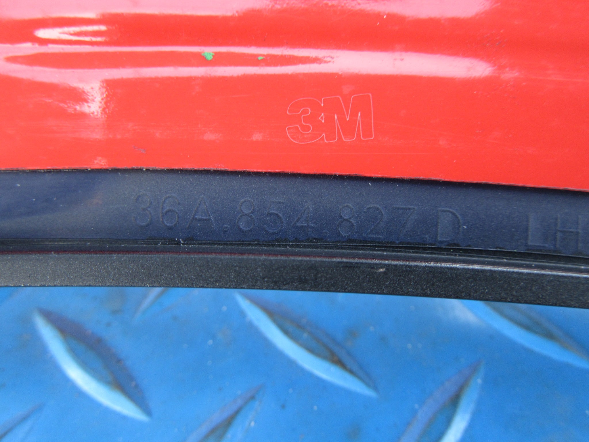 Bentley Bentayga left rear wheel arch trim #4077