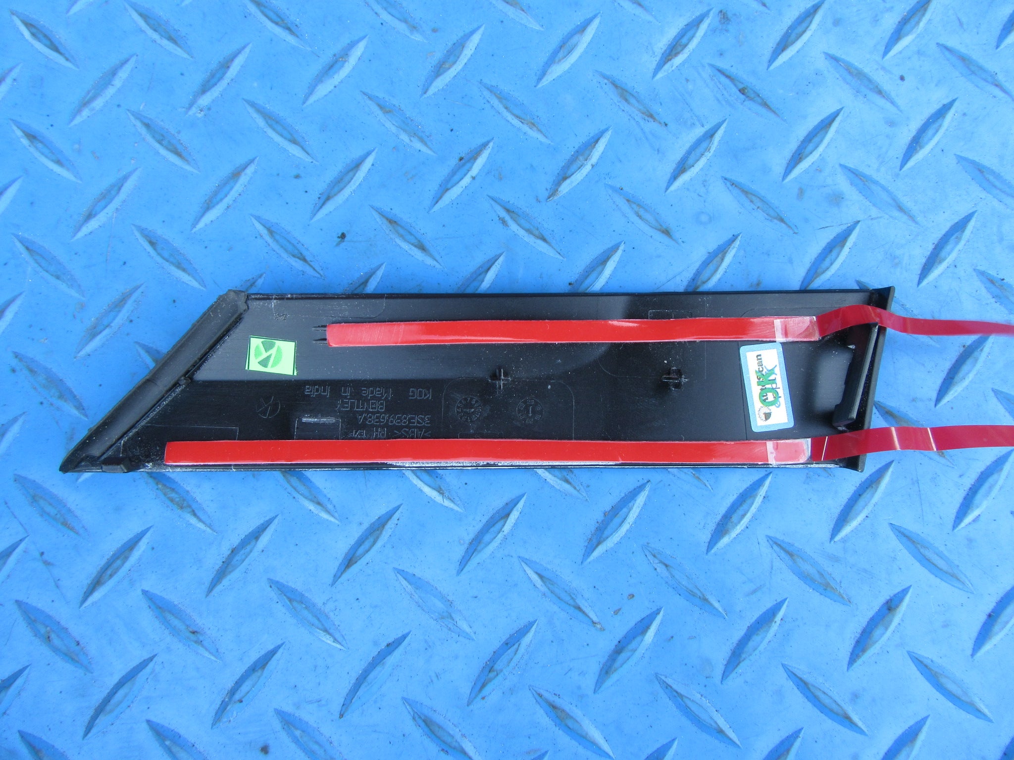 Bentley Continental Flying Spur right rear quarter panel black trim NEW #4087