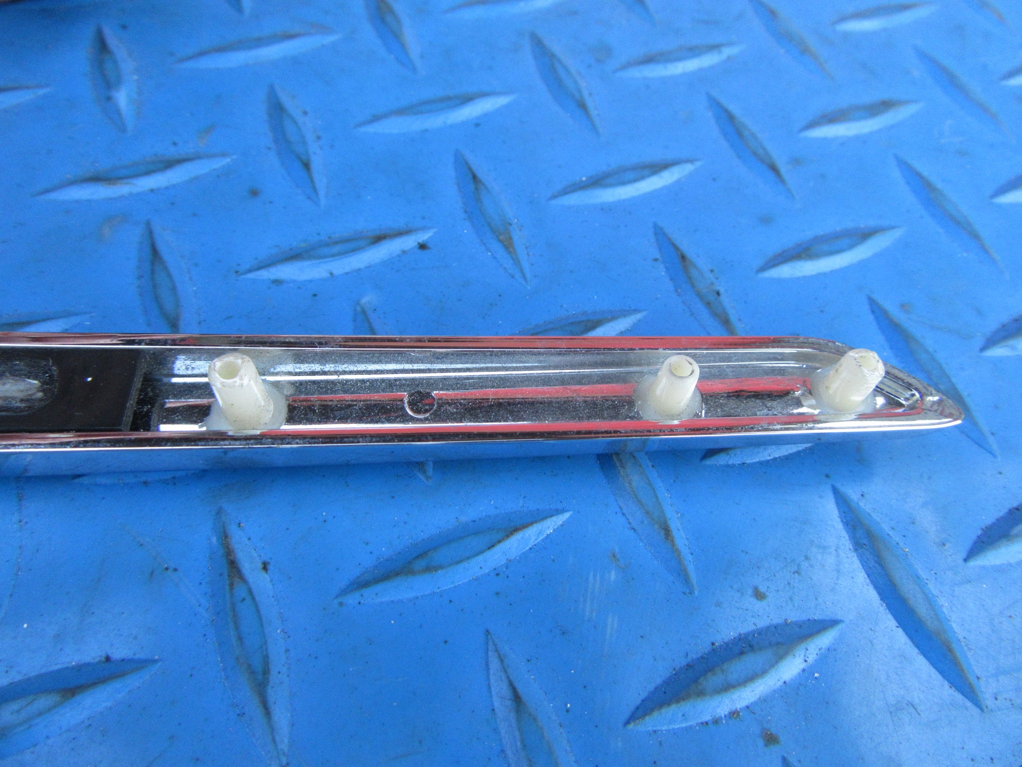 Bentley Continental GT GTC left fender chrome air vent grille #4091