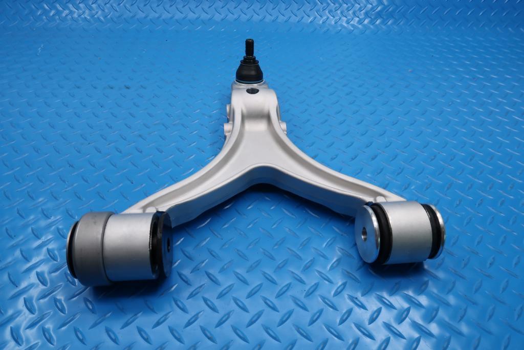 Maserati Quattroporte Granturismo left front lower suspension control arm #12390