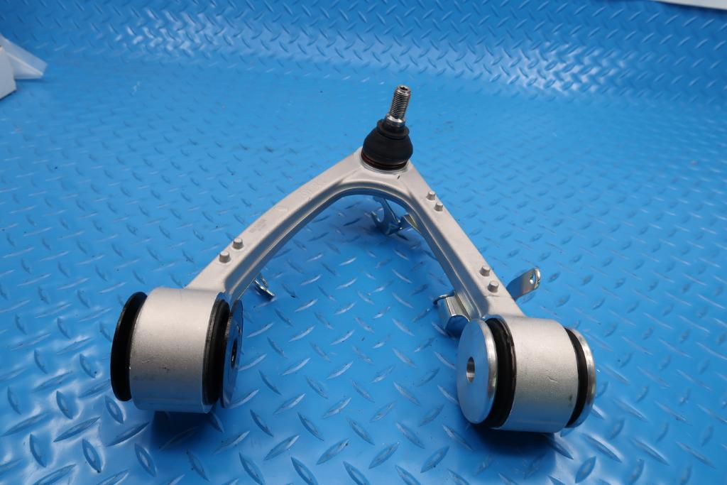 Maserati Quattroporte Granturismo left front suspension control arms #9361