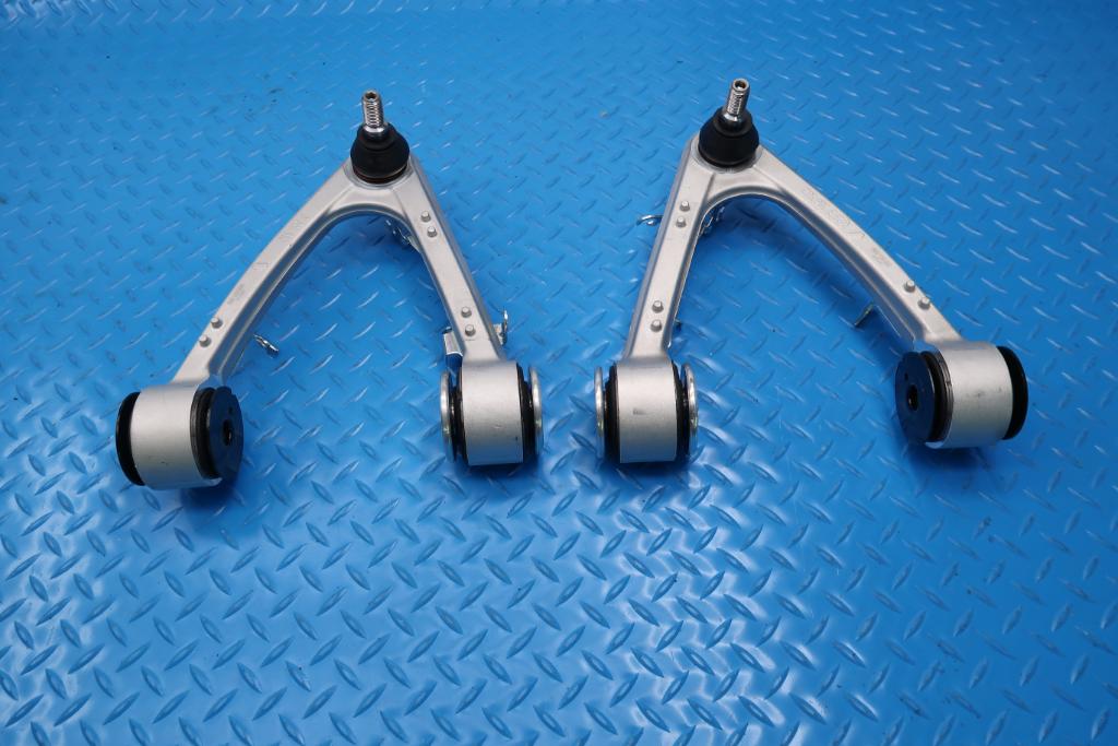 Maserati Quattroporte Granturismo left & right front upper suspension control arms #12399