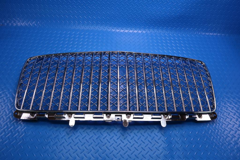 Bentley Bentayga Ewb Azure front chrome radiator grille #12812