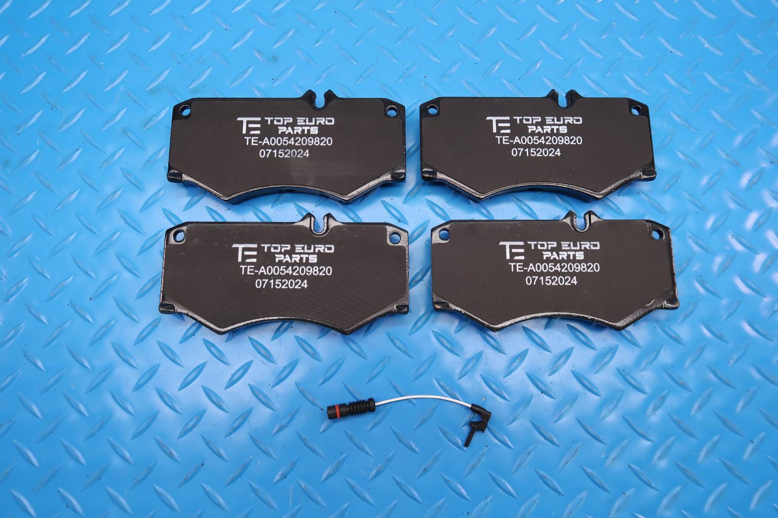 Mercedes G wagon G550 G500 Slr McLaren front brake pads TopEuro #12365