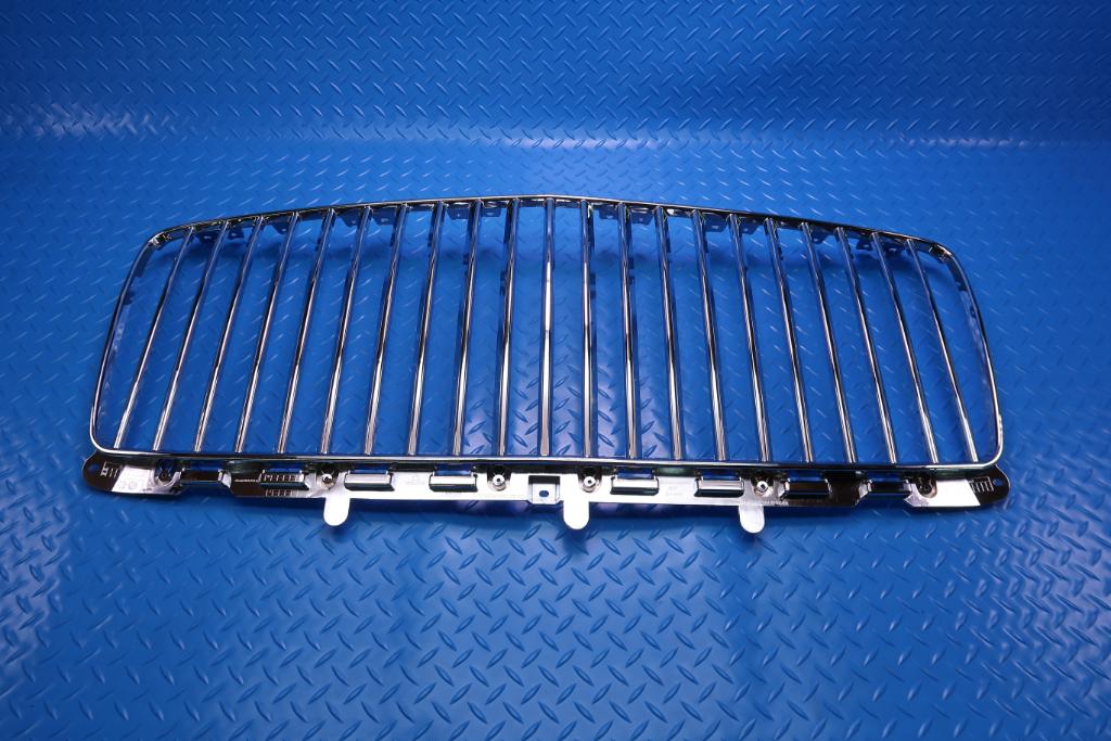 Bentley Bentayga Ewb Azure front chrome radiator grille #12813
