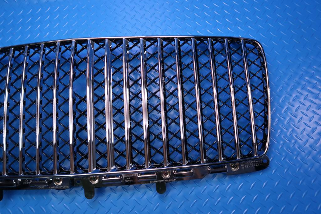 Bentley Bentayga Ewb Azure front chrome + black radiator grille #12827