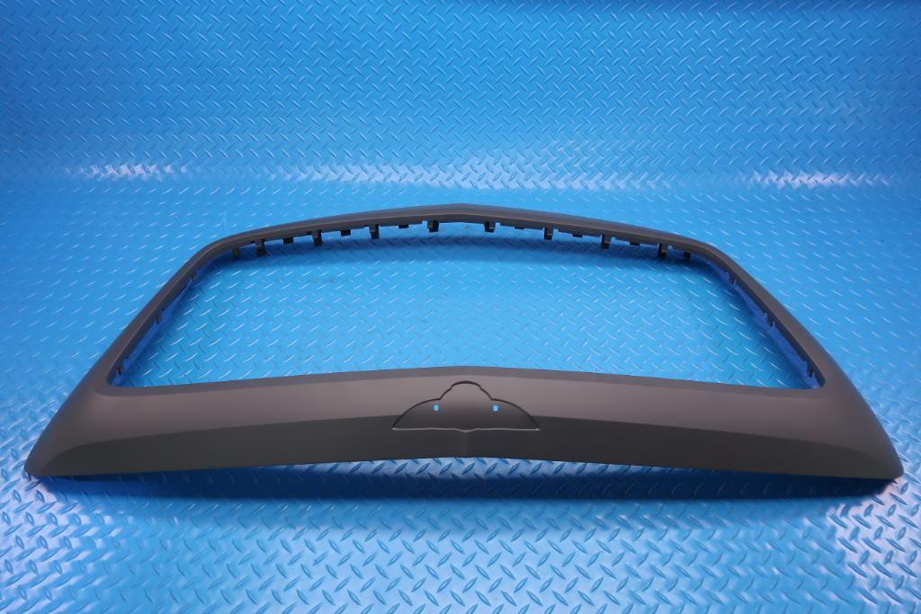 Bentley Bentayga front center grille surround #12380