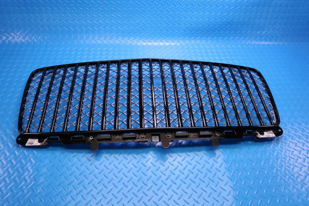Bentley Bentayga Ewb Azure front black radiator grille + chrome inserts #12832