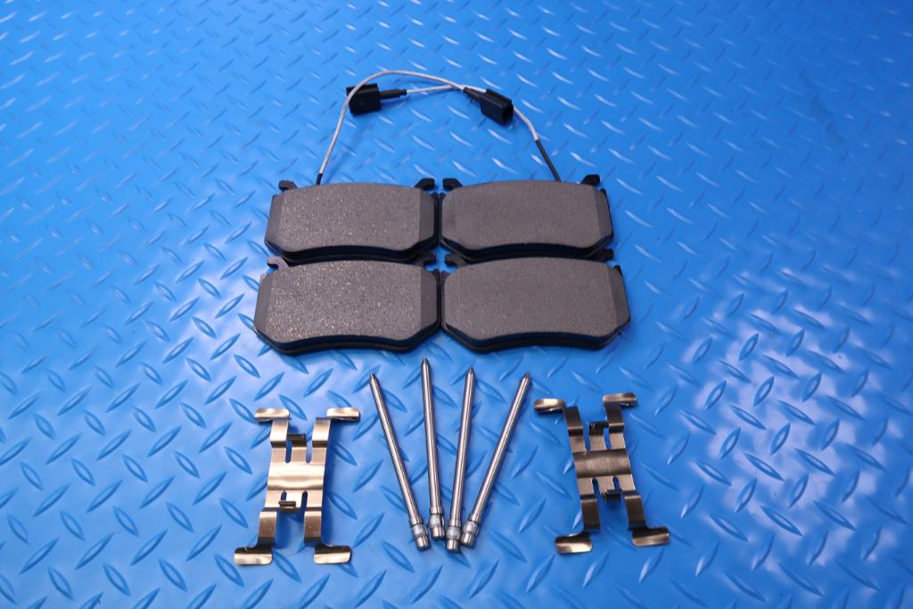 Maserati GranTurismo Gran Turismo Gt rear brake pads and rotors TopEuro #12806