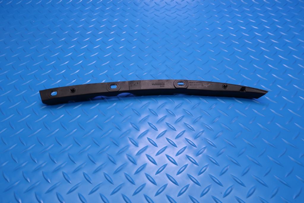 Bentley Bentayga radiator grill brackets left & right #12852