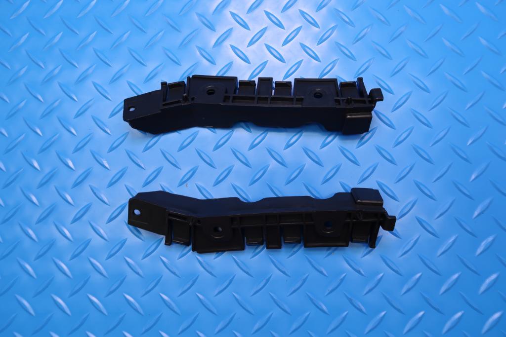 Bentley Bentayga front bumper brackets left & right #12860