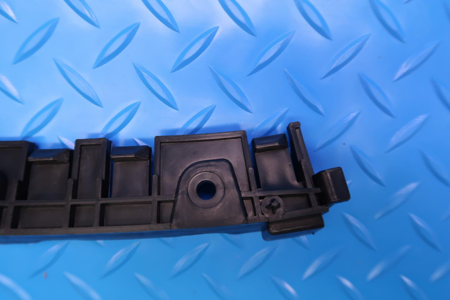 Bentley Bentayga front bumper left bracket #12861
