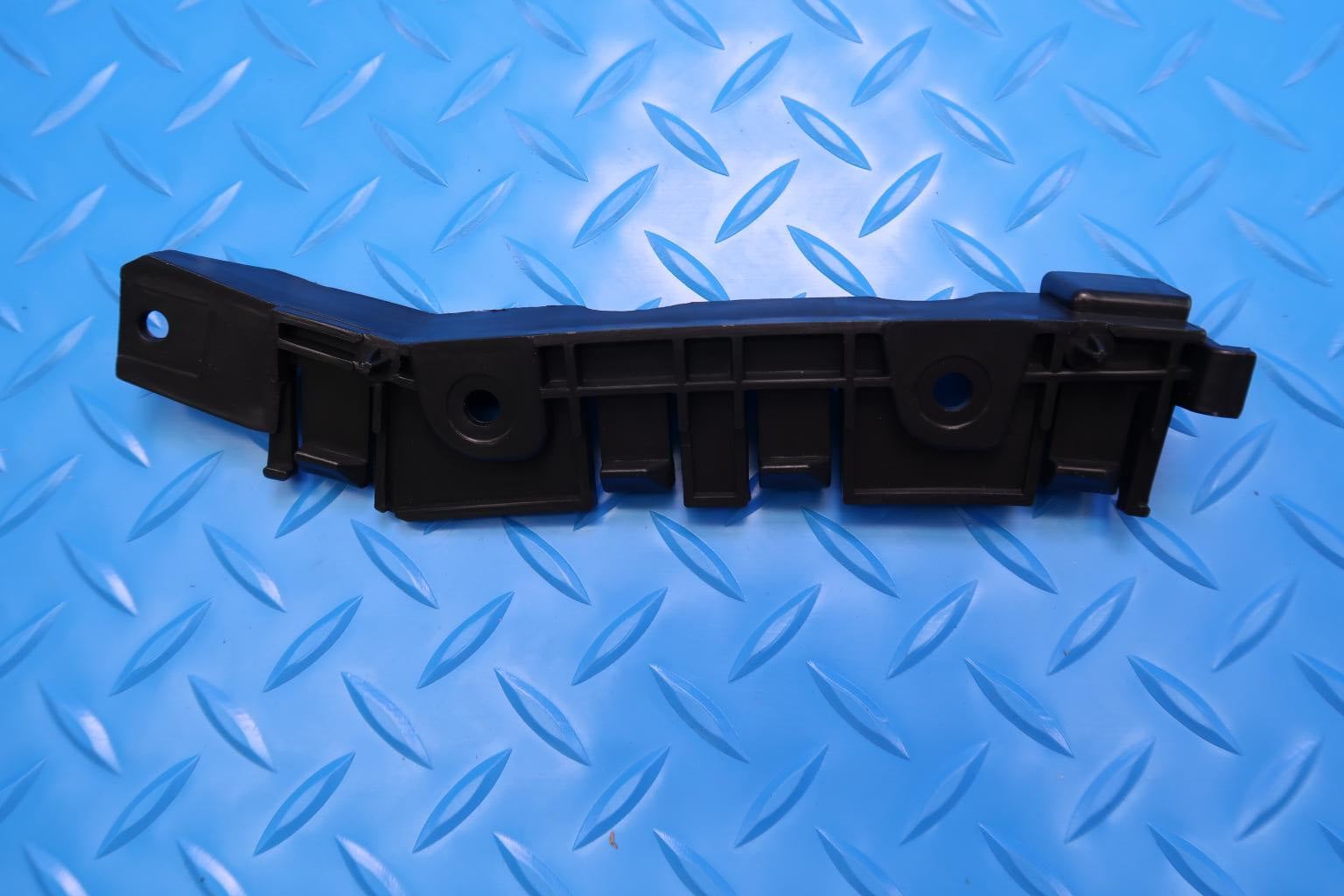 Bentley Bentayga front bumper right bracket #12862