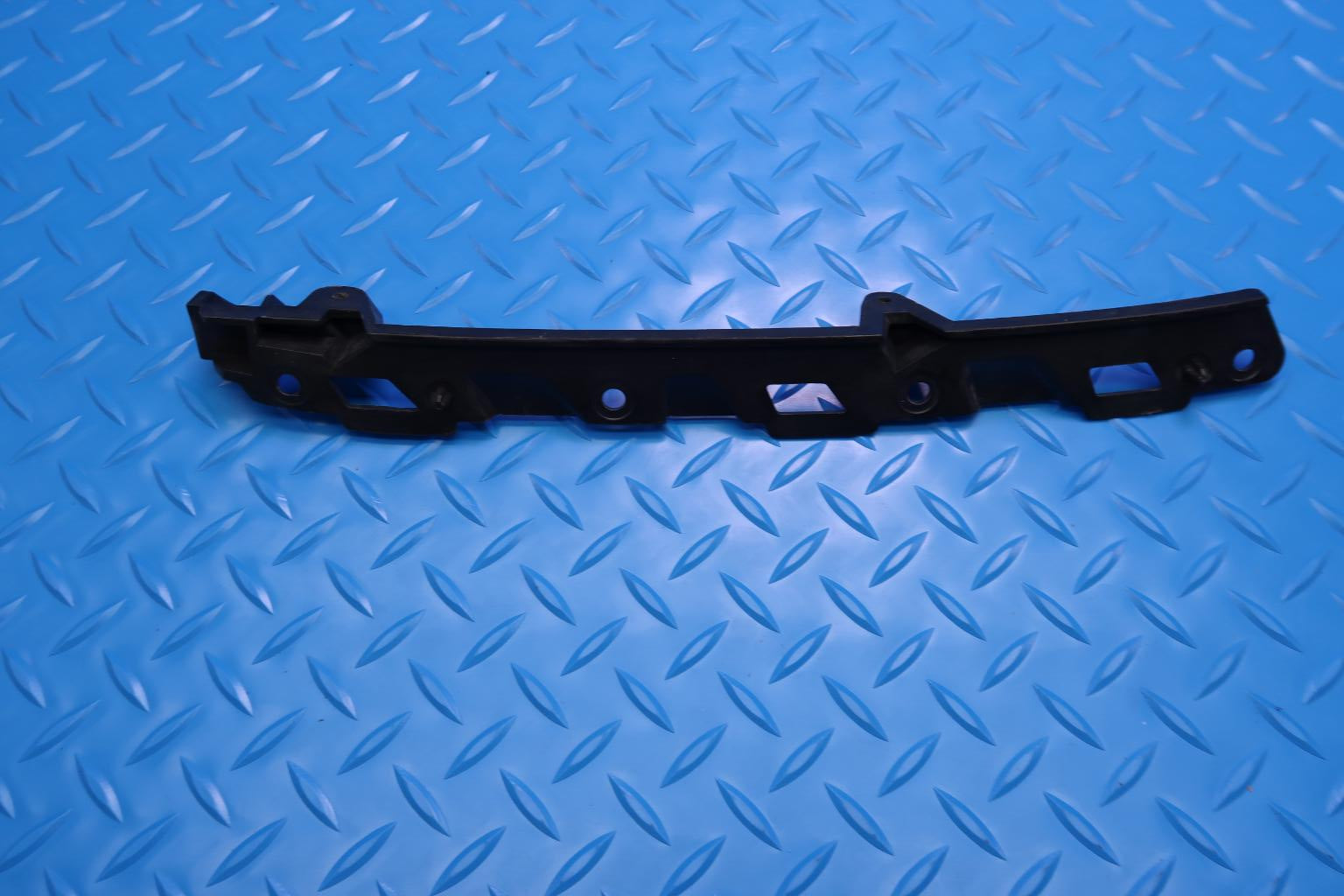 Bentley Bentayga front bumper right guide bracket #12865
