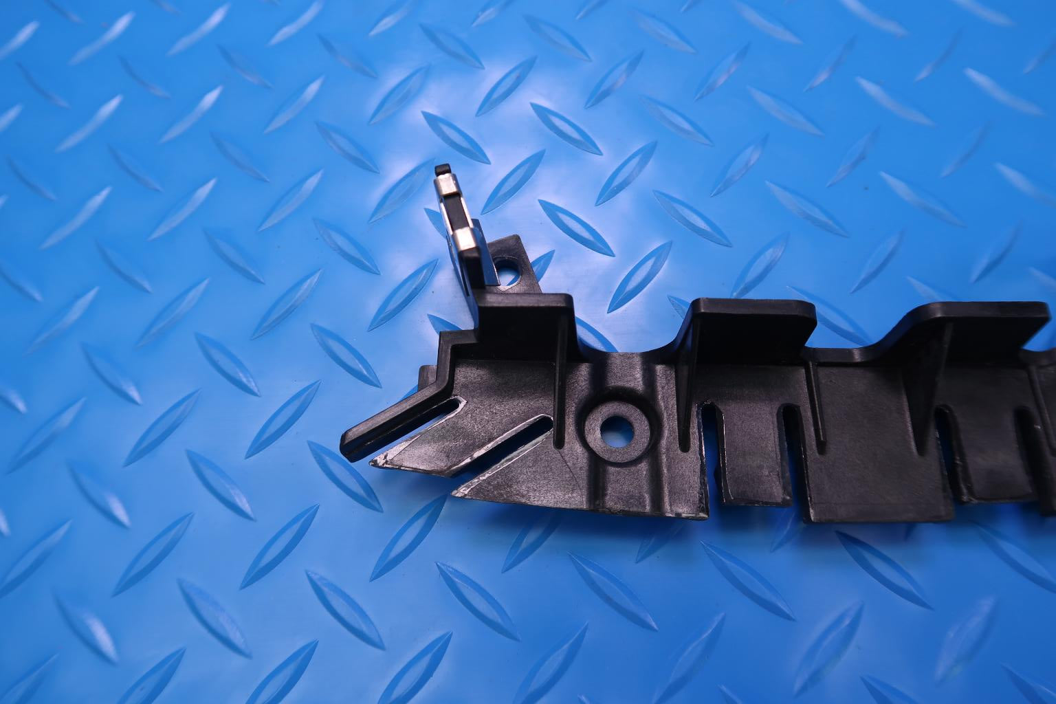 Bentley Continental GT GTC front bumper right guide bracket #12874