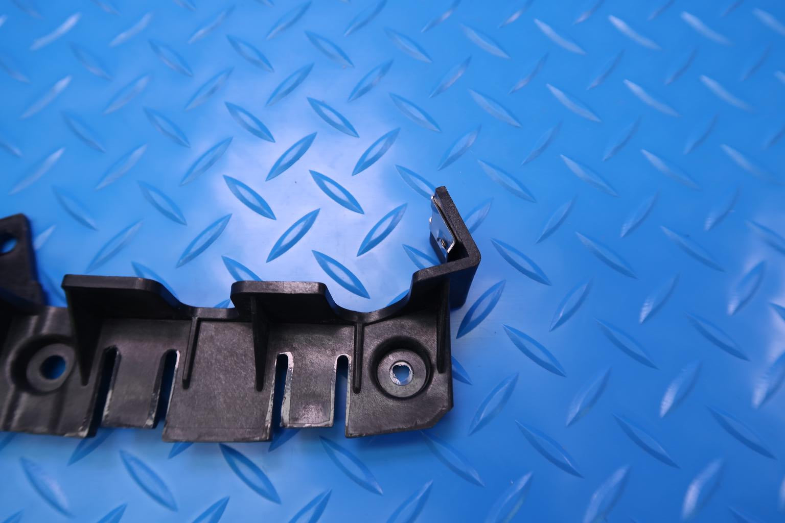 Bentley Continental GT GTC front bumper right guide bracket #12874
